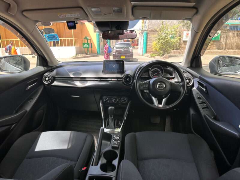 Mazda Demio XD 2015