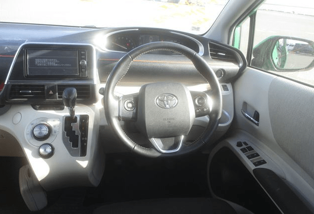 2017 Toyota Sienta Grade G