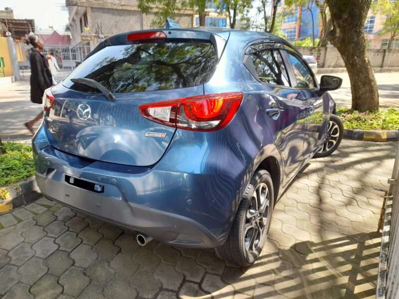 Mazda Demio 2017